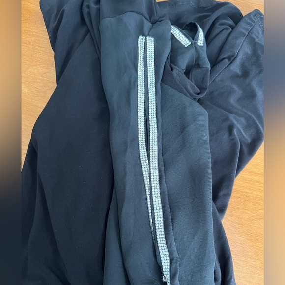 L’Atelier Elegant Black Dress with Silver Accents Size Medium - Picture 4 of 4